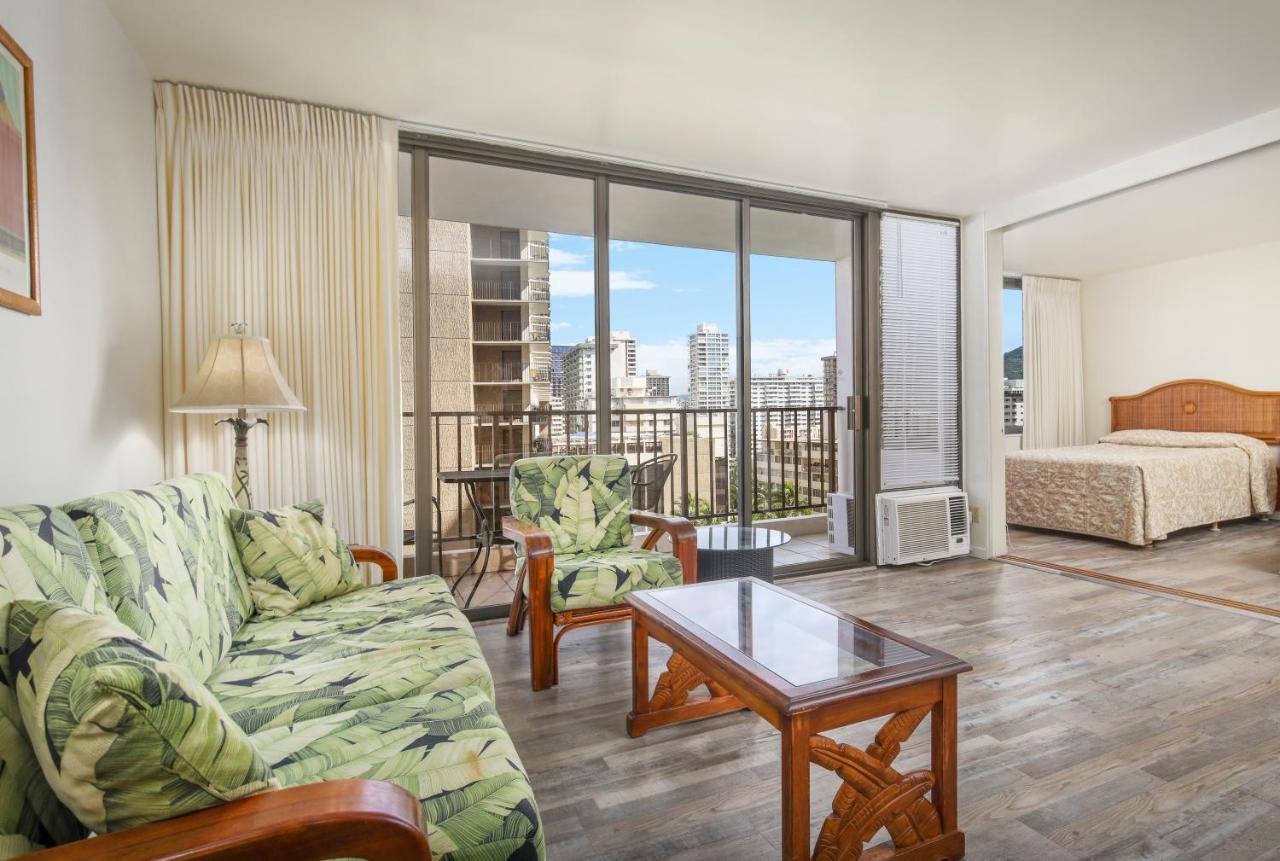 One-Bedroom Suite,1434368608:JPEG