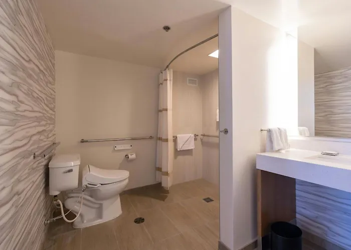 Waikiki Beach Marriott Resort & Spa